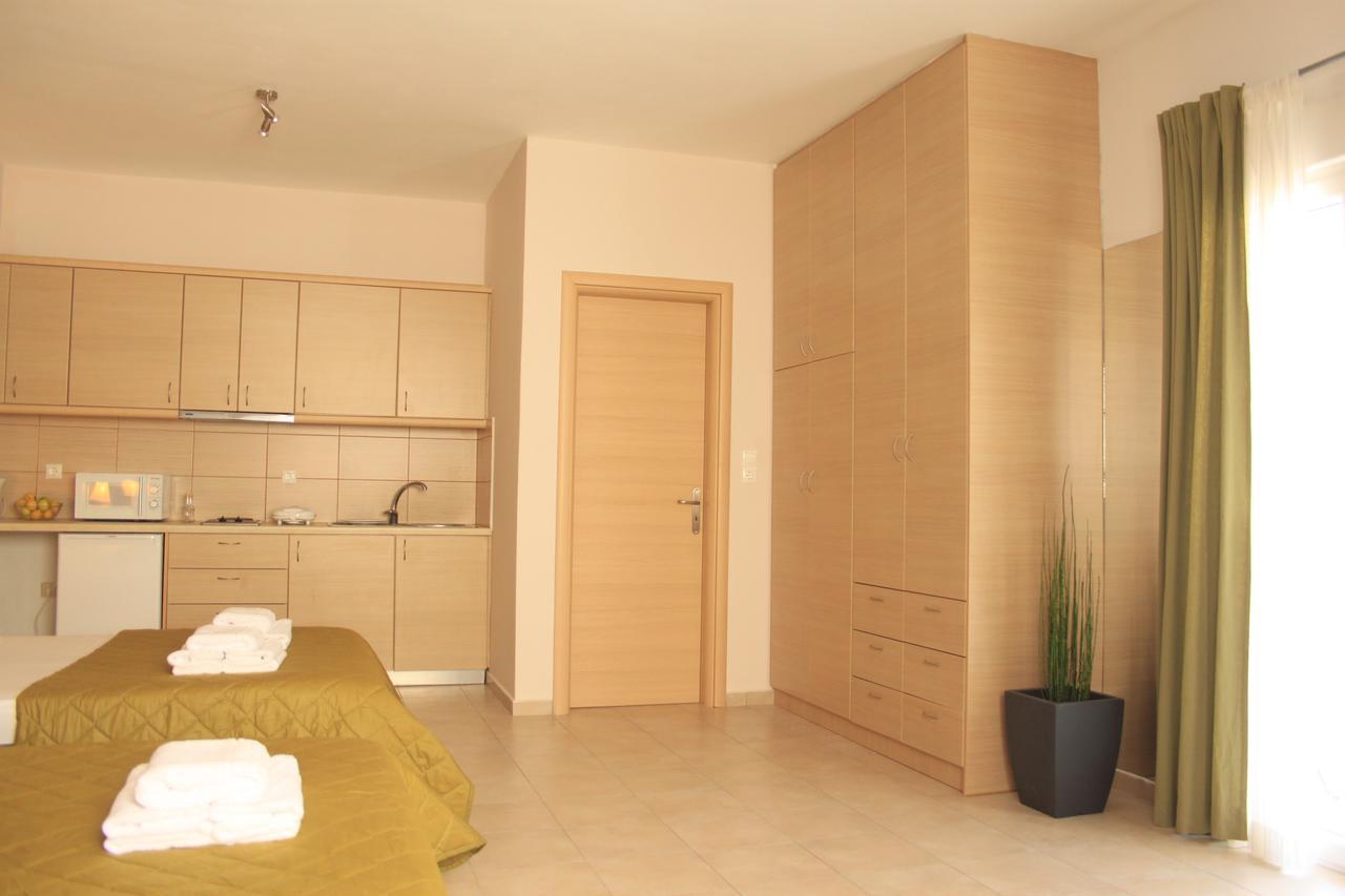 Krinis Apartments Rhodes City Екстер'єр фото