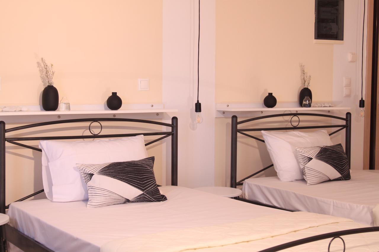 Krinis Apartments Rhodes City Екстер'єр фото