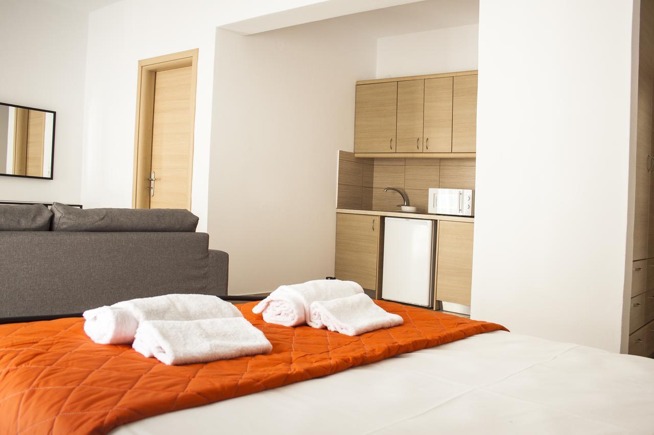 Krinis Apartments Rhodes City Екстер'єр фото